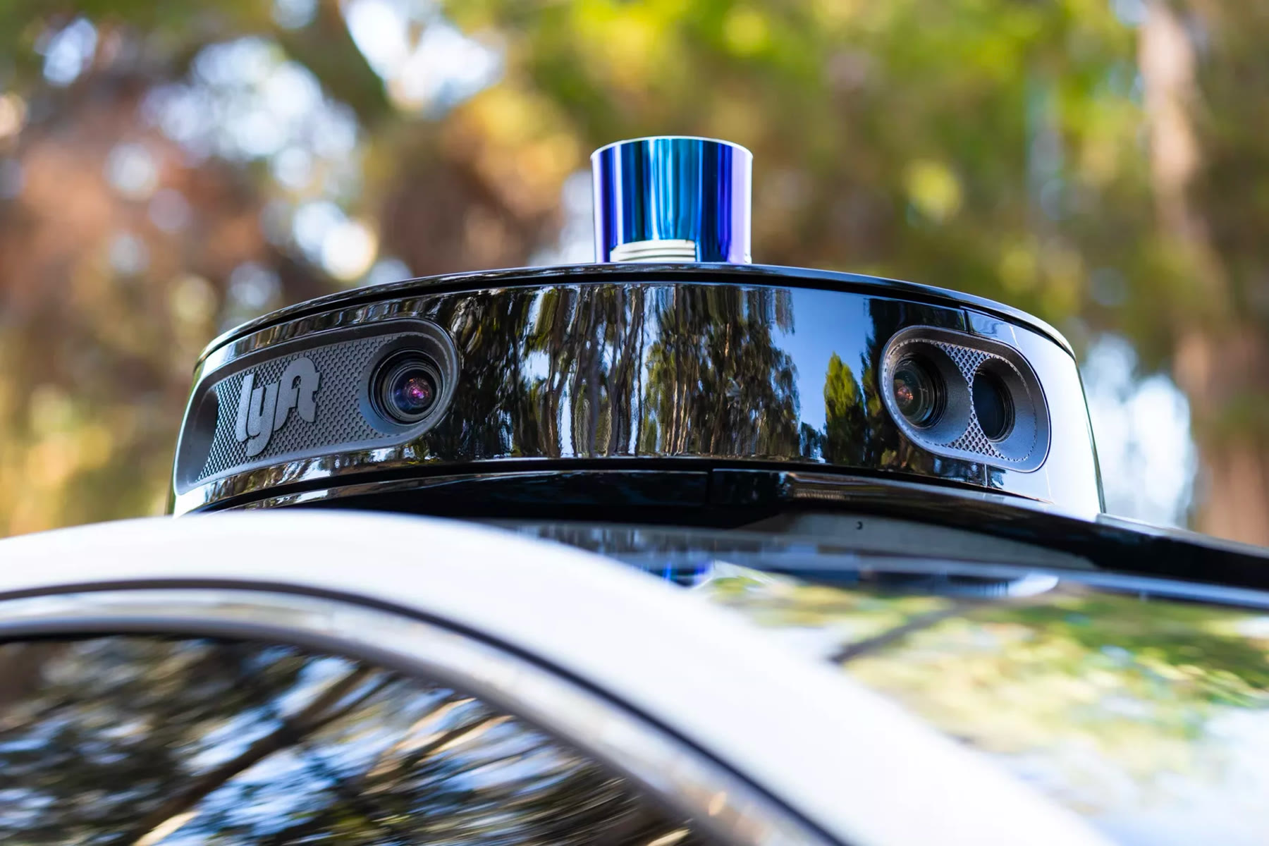 Lyft self-driving sensor array